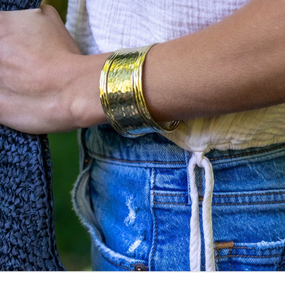 Anju Gold Hammered Lined Cuff Bracelet NEW Retail $45